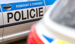 U okresky na Havlíčkobrodsku našli zabitou ženu, policie žádá řidiče o svědectví