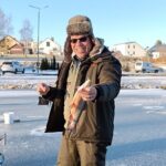 VIDEO: Jako Eskymáci. Rybáři na Vysočině tahali ryby přes díru v ledu, podívejte