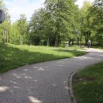 Srážka cyklistky s chodcem na cyklostezce v Brodě