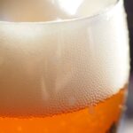 Studie: Na výrobu litru piva je potřeba stejně vody jako na 100 gramů brambor