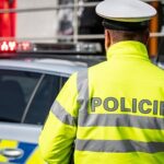 Ukradenou svačinu zapíjel mladík v obchodě v Ledči alkoholem