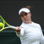Wimbledon ONLINE: Krejčíková vede v boji o osmifinále