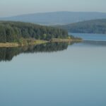 Energii pro nádrž Želivka má zajistit plovoucí fotovoltaika, firma vypsala tendr