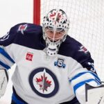 Hellebuyck šel k čertu, získali ho Devils