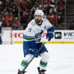 NHL ONLINE: Hronek hraje proti Rangers